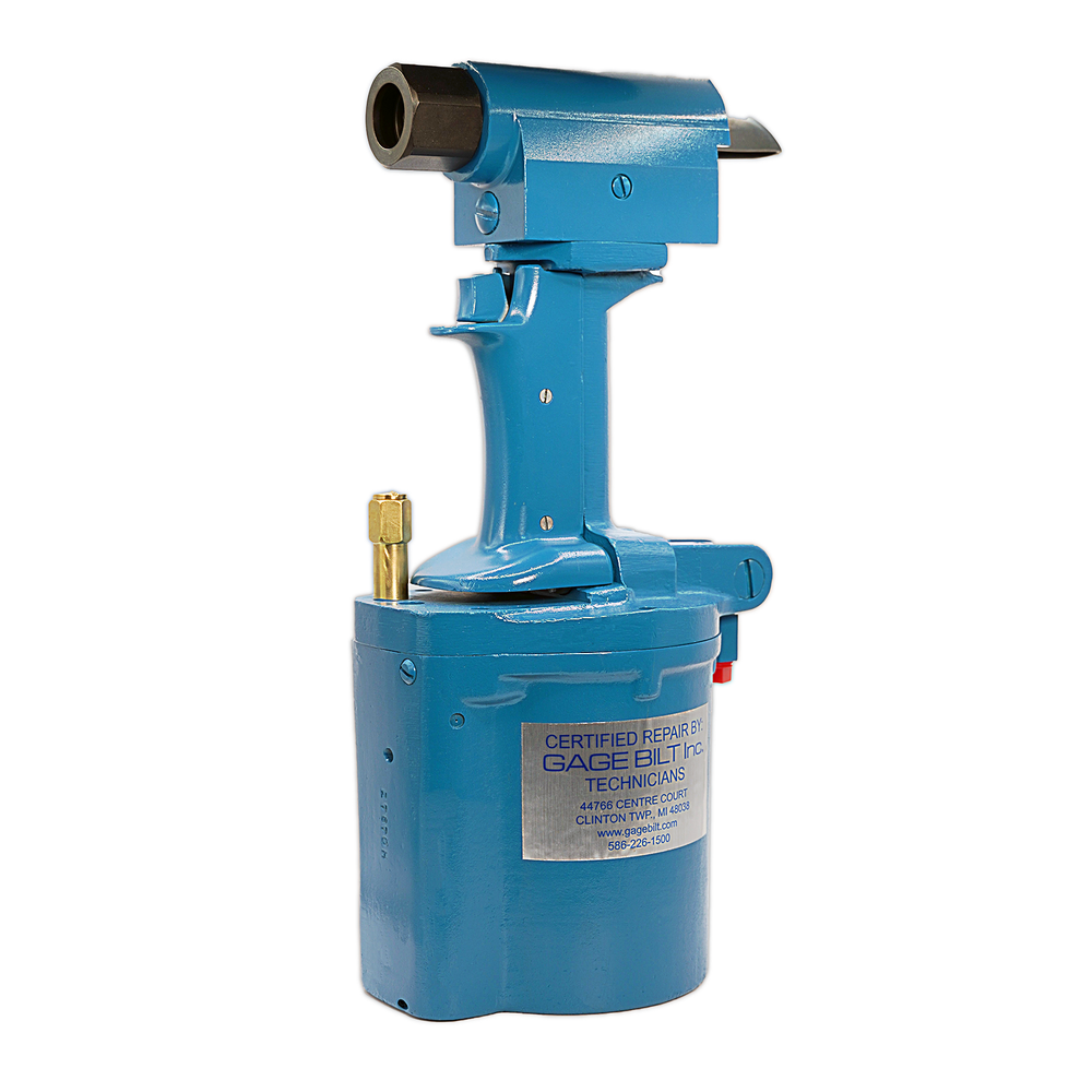 כלי סמרור פנאומטי-הידראולי Gage Bilt 200RB בתצוגת מוצר על רקע לבן - Gage Bilt 200RB pneudraulic riveting tool shown on a white background