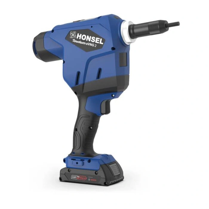 כלי הסמרור הנטען Honsel Rivdom eVNG 2 על רקע לבן - Honsel Rivdom eVNG 2 cordless riveting tool on a white background