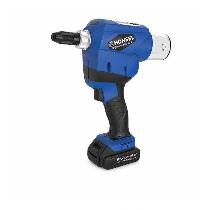 כלי הסמרור הנטען Honsel RivSmart eBZ ZERO S על רקע לבן - Honsel RivSmart eBZ ZERO S cordless riveting tool on a white background
