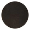 דיסקת ליטוש עגולה כהה על רקע לבן, מוצגת בתצוגה שטוחה