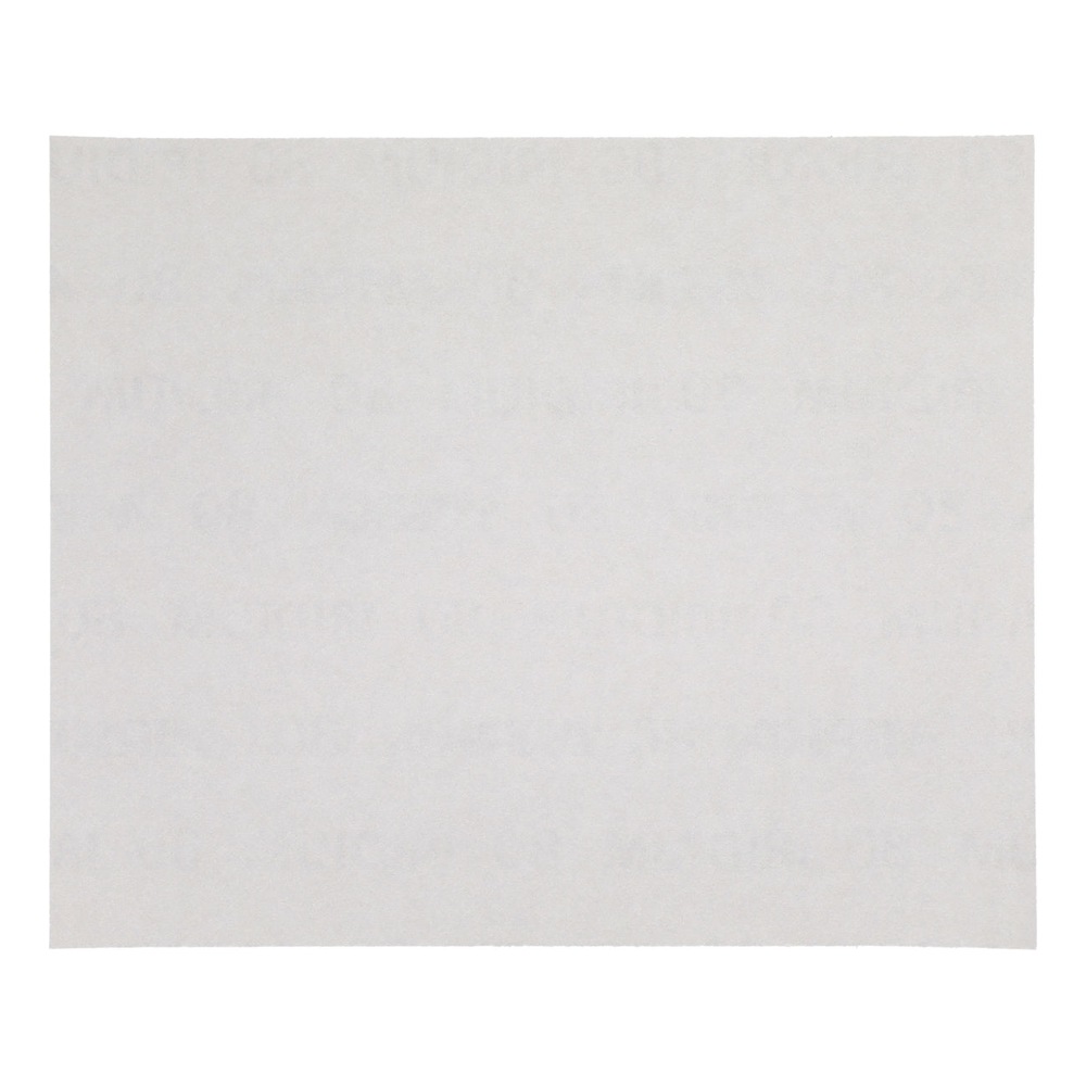 יריעת נייר ליטוש מלבנית לבנה על רקע לבן - A rectangular white sanding sheet on a white background