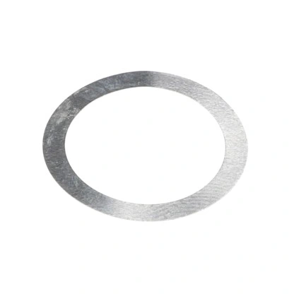 דיסקית מרווח 17x21.8x0.05 ל-AOS 130NV מוצג על רקע לבן - Spacer 17x21,8x0,05 mm AOS054 for AOS 130NV shown on a white background