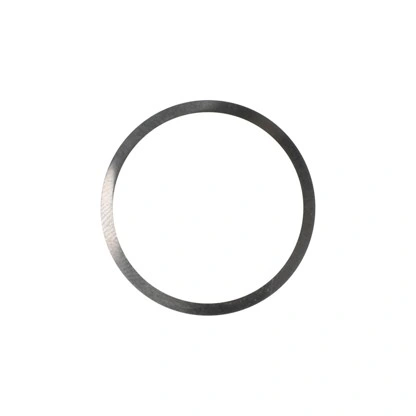 דיסקית מרווח 26x29.5x0.05 ל-AOS 130NV מוצג על רקע לבן - Spacer 26x29,5x0,05 mm AOS055 for AOS 130NV shown on a white background
